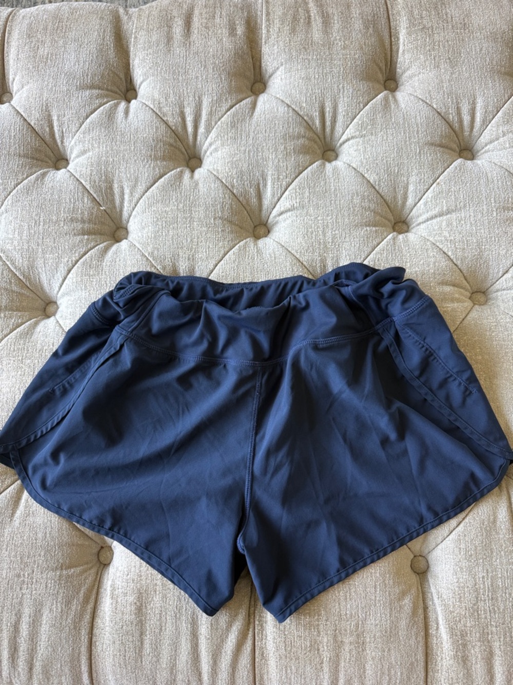 Lululemon Women's 10 Navy Athletic Shorts‎